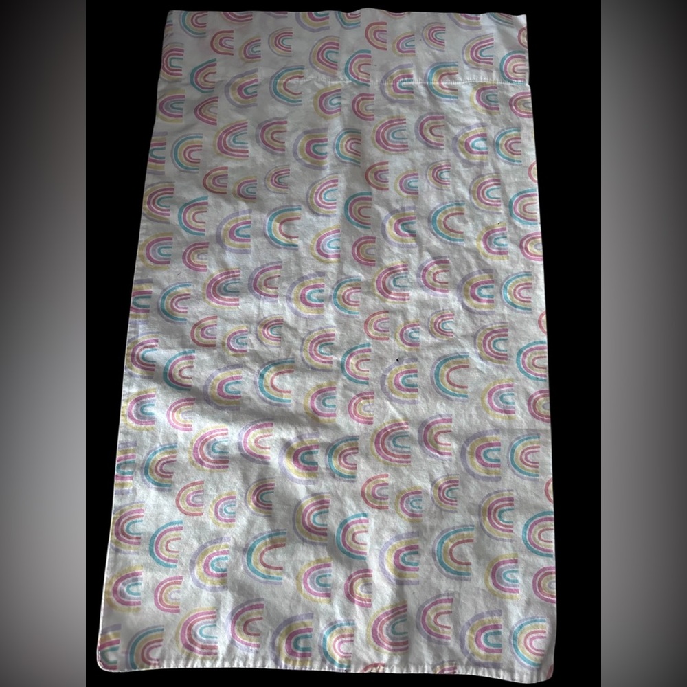 Your Zone 20 x 32 in Pillow Case Green Cloud Rainbow UNIQUE Standard/Queen